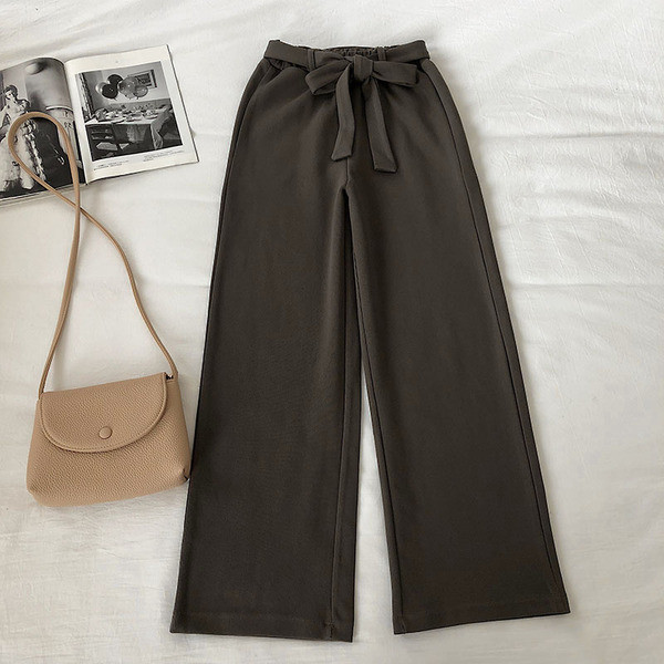 Női nadrág négy színben, magas derékkal és övvel