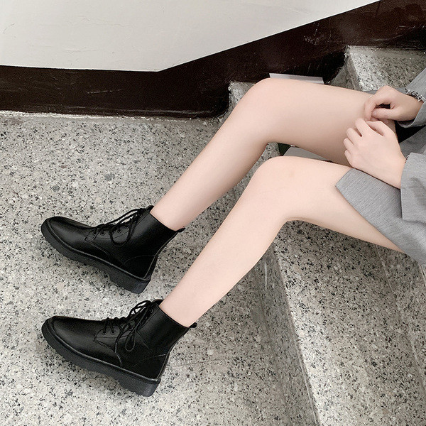 Cizme casual dama model uni cu sireturi de culoare neagra