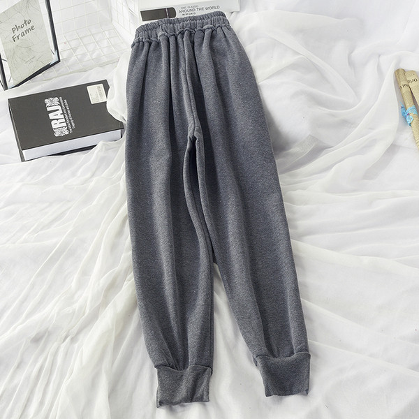 Pantaloni de dama sport si casual cu talie elastica in mai multe culori