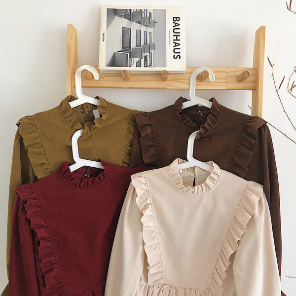 Bluză de damă elegantă în patru culori cu mâneci lotus