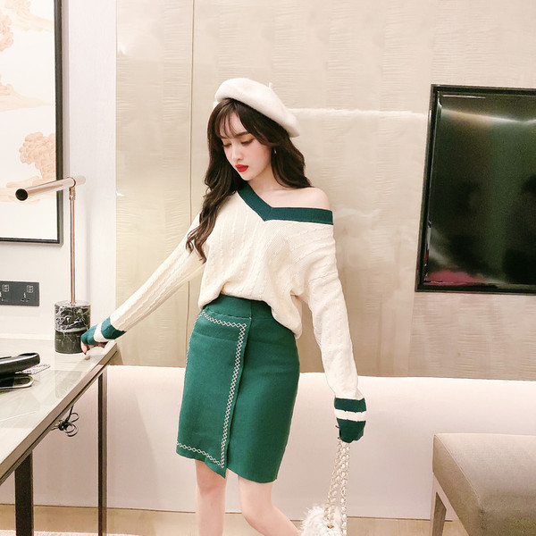 Set dama model nou din doua piese pulover + fusta