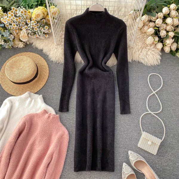 Rochie modernă de iarnă de damă, cu guler jos și mâneci lungi, în roz, alb și negru