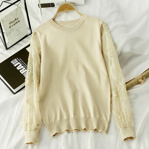 Bluza de dama cu maneci din dantela si decolteu rotund in mai multe culori