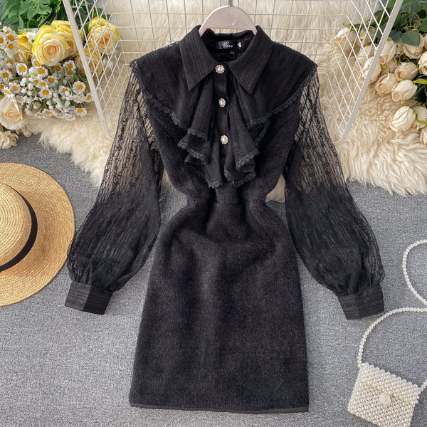 Rochie de dama eleganta cu dantela si guler broasca in alb, roz si negru