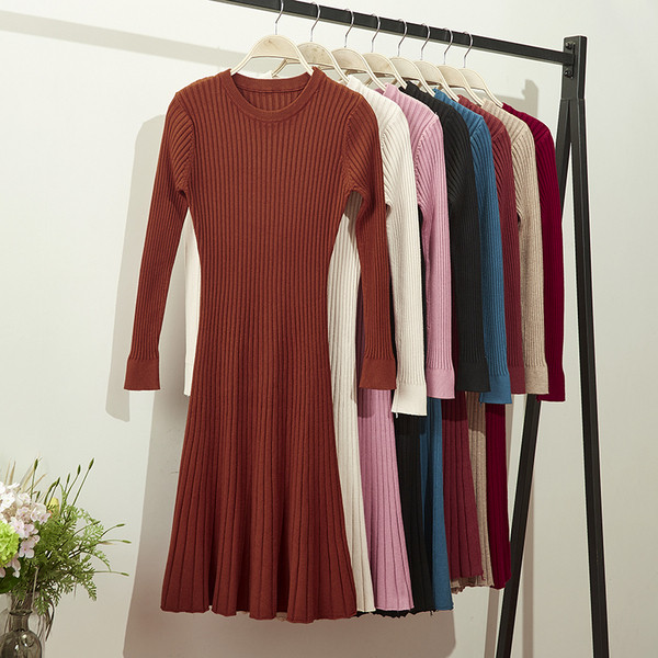 Model actual de rochie de iarna de dama cu decolteu rotund - mai multe culori