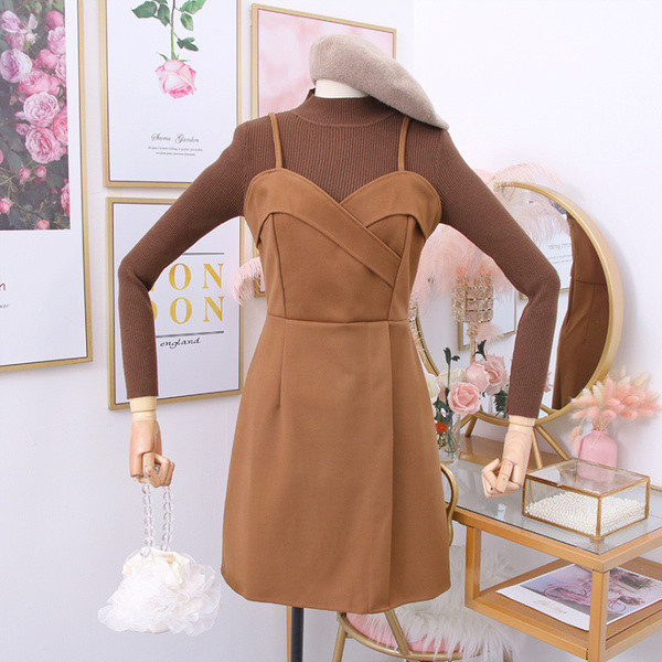 Set de dama model nou din doua parti rochie cu bretele + pulover in Alb, Bej, Maro si Negru