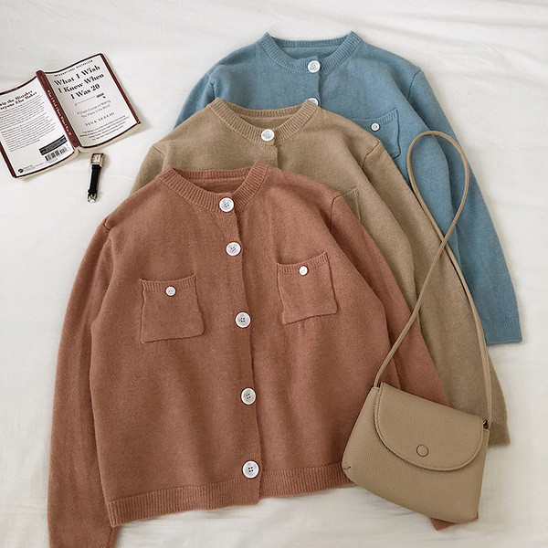 Vesta de dama in trei culori cu buzunare si nasturi