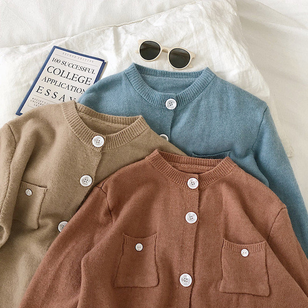 Vesta de dama in trei culori cu buzunare si nasturi