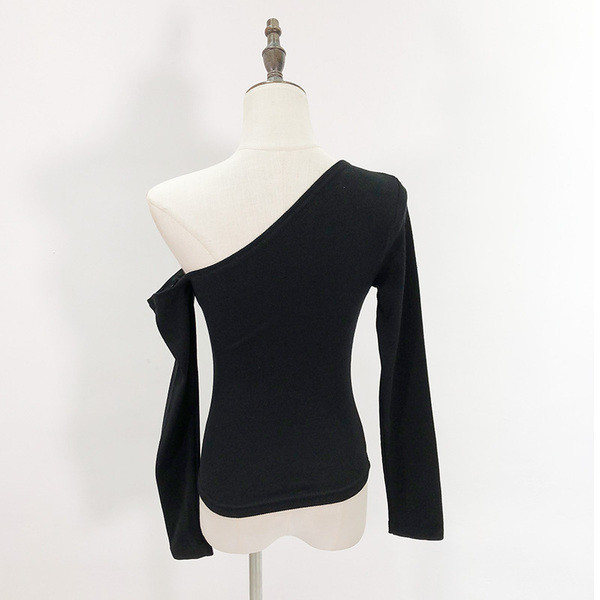 Bluză modernă cu umărul gol în negru
