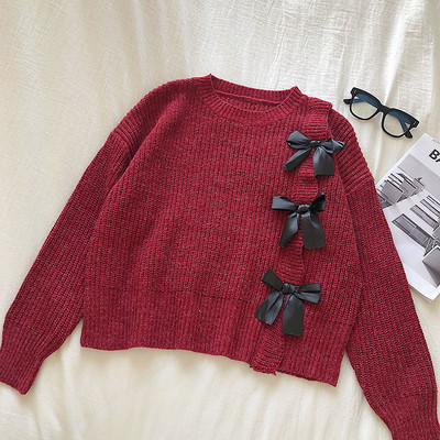 Pulover de dama modern in trei culori cu panglici