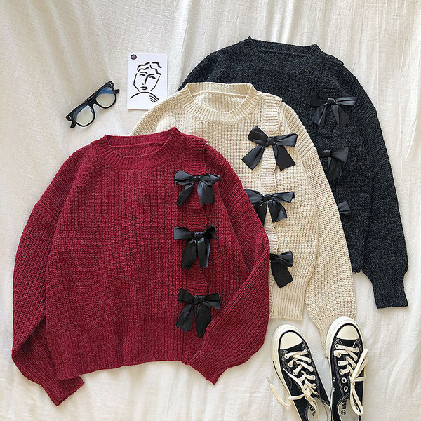 Pulover de dama modern in trei culori cu panglici