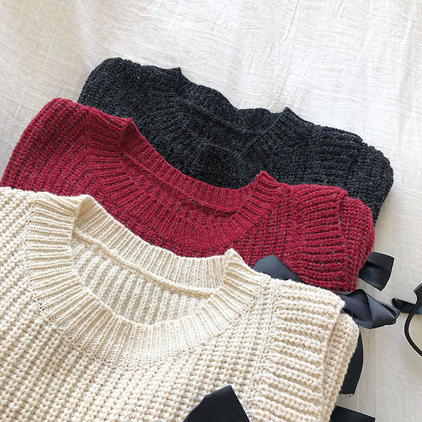 Pulover de dama modern in trei culori cu panglici