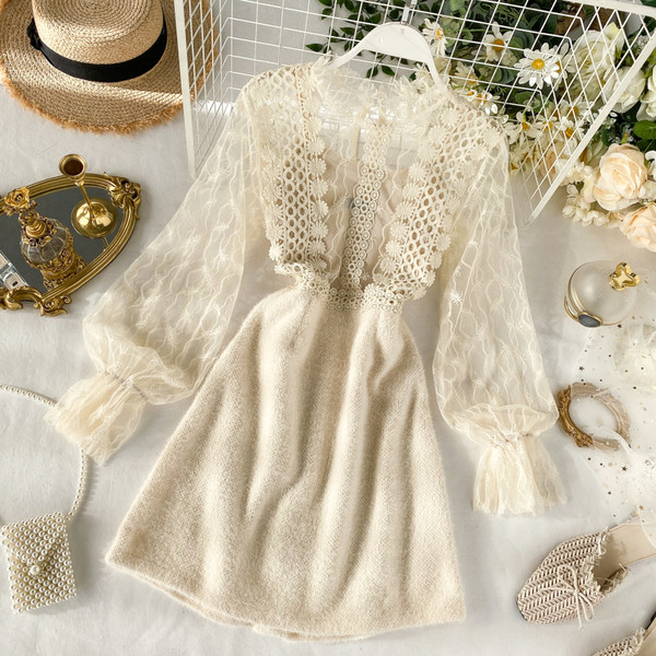 Rochie moderna de dama cu dantela si fusta in A