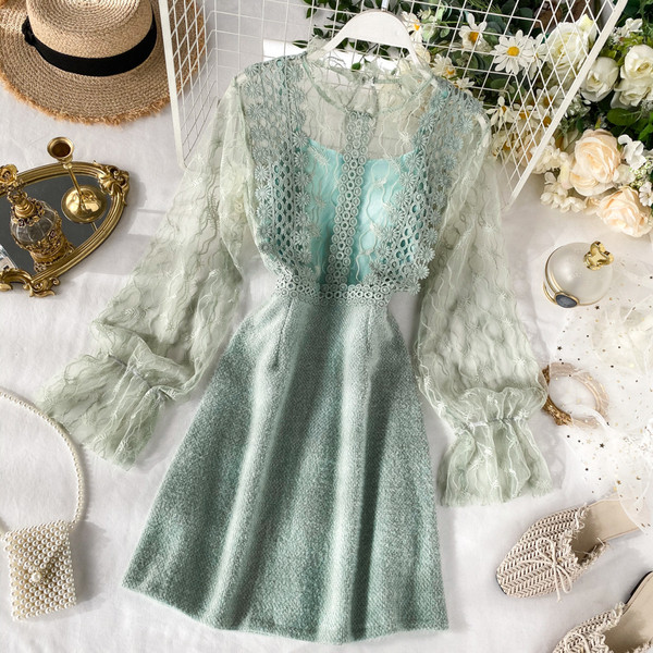 Rochie moderna de dama cu dantela si fusta in A