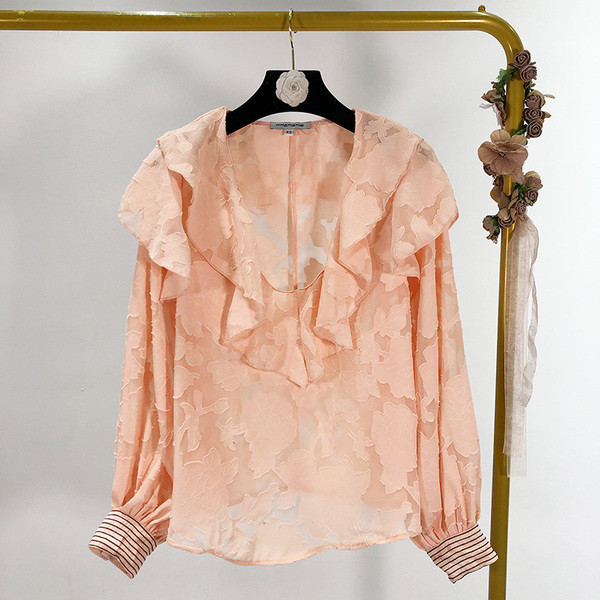 Bluză de damă modernă cu decolteu în V și bucle roz