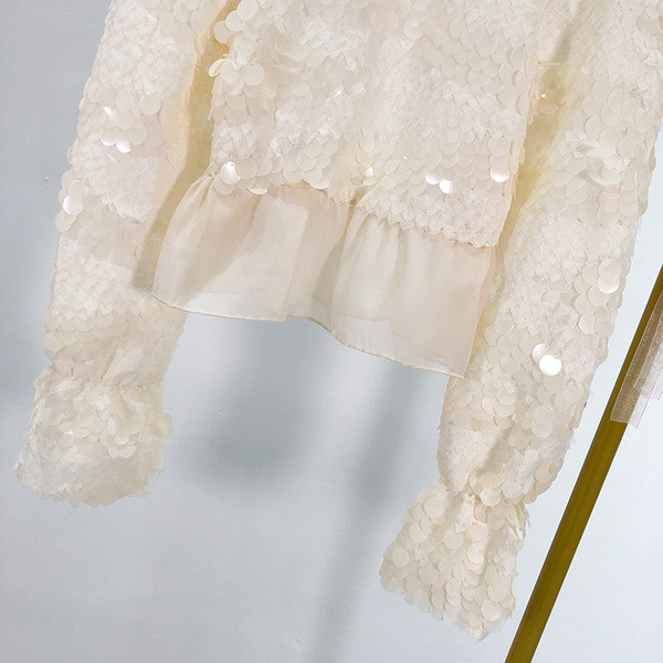 Bluză scurtă de damă modernă cu paiete și bucle