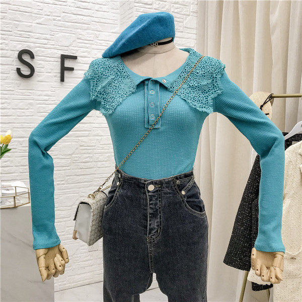 Bluza de dama moderna cu guler si nasturi din dantela in mai multe culori