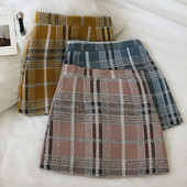 Fusta scurta dama in carouri in trei culori cu talie inalta si fermoar