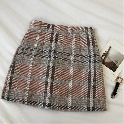 Fusta scurta dama in carouri in trei culori cu talie inalta si fermoar