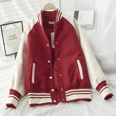 Geaca dama sport-casual model scurt cu nasturi de culoare rosie