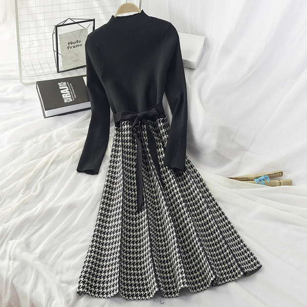 Rochie de dama de toamna-iarna cu maneci lungi in negru si albastru