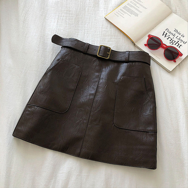 Fusta de dama eleganta din piele in trei culori cu buzunare si curea