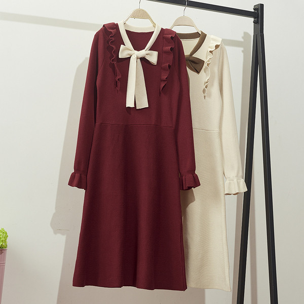 Rochie de iarna de dama croita cu panglica la guler