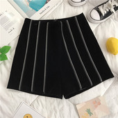 Pantaloni scurți de damă la modă cu talie înaltă în negru