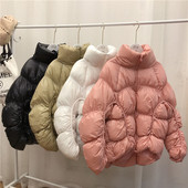 Geaca de dama moderna cu fermoar - model lat in alb, negru, roz si maro