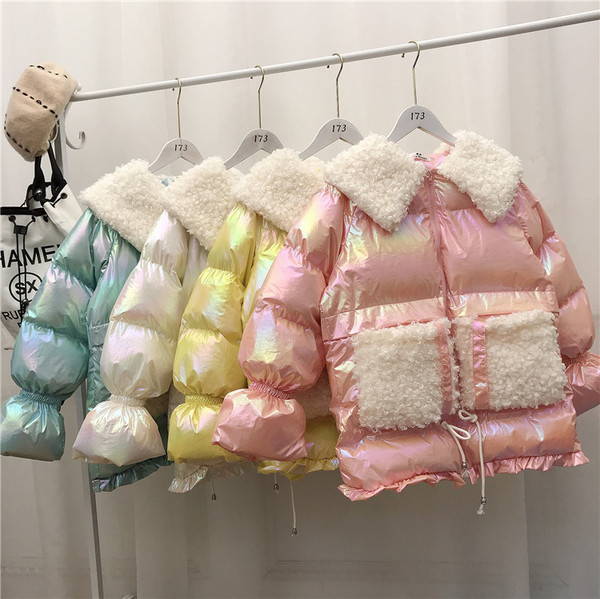 Geaca de iarna de dama cu buzunare si guler clasic pufos in alb, galben, roz si verde