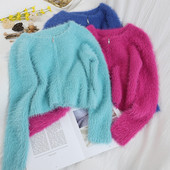 Vestă de puf de damă cu decolteu oval și fermoar în șase culori