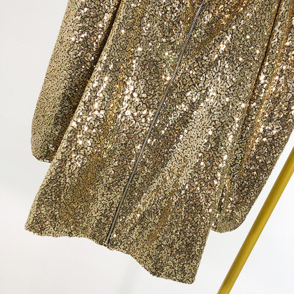 Rochie moderna de dama cu decolteu patrat de culoare aurie cu paiete