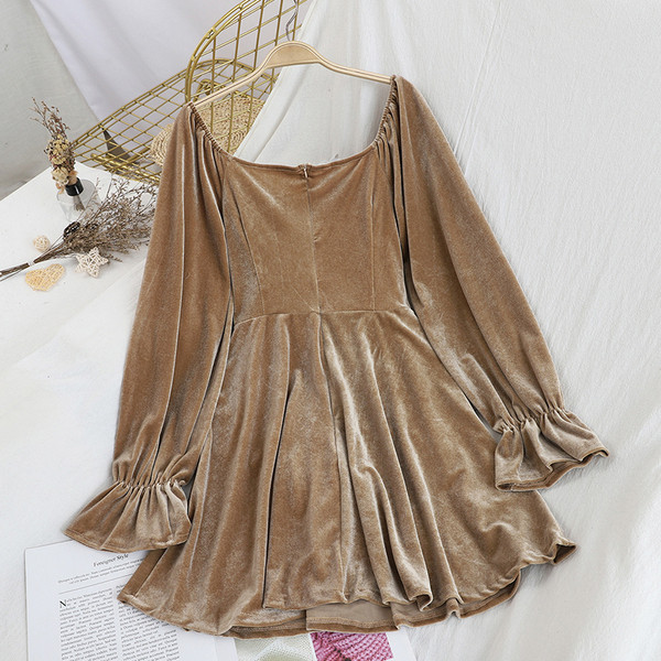 Rochie de damă elegantă din catifea, cu decolteu în V și mâneci lotus