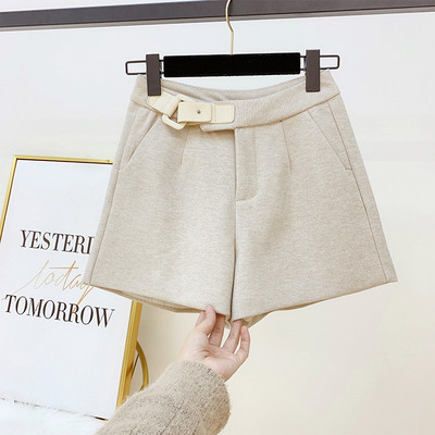 Pantaloni scurți de iarnă de damă cu talie înaltă și curea