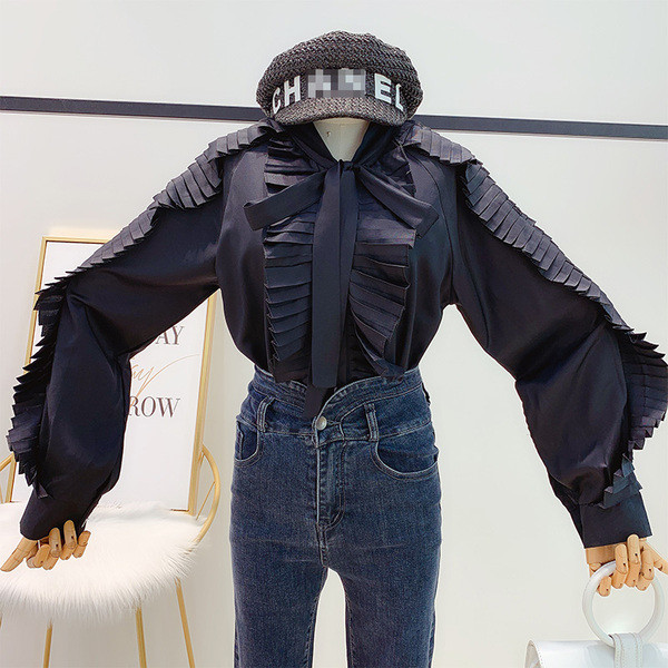 Camasa de dama toamna-iarna cu bucle si guler cu panglica