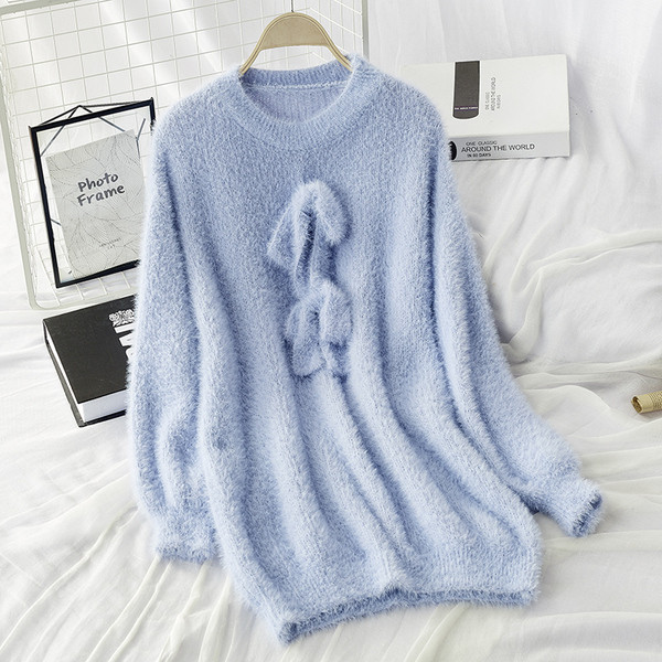 Model de dama lat si lung de iarna cu decolteu rotund in mai multe culori