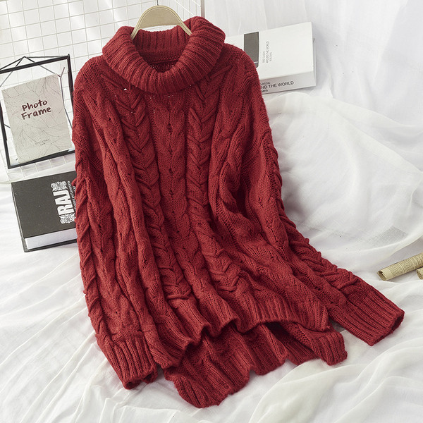 Pulover de iarna de dama din lana cu guler polo - model asimetric