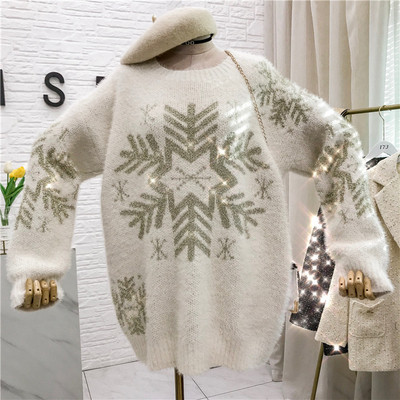 Pulover de Crăciun tricotat cu fulgi de nea și decolteu rotund în verde, negru, roșu și alb