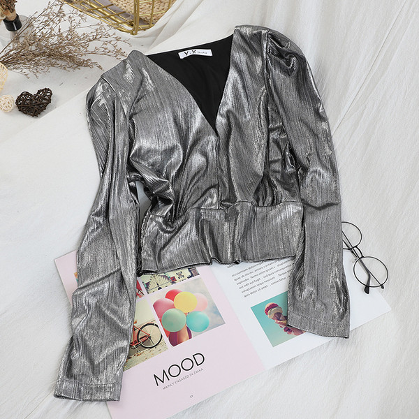 Bluză de damă strălucitoare, în patru culori, cu decolteu în V