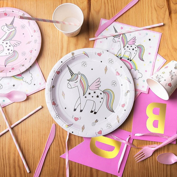 Set de 110 piese decor pentru petrecere pentru o zi de nastere - tema unicorn