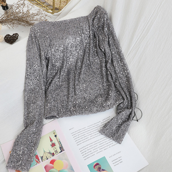 Bluză de damă modernă în trei culori cu paiete și decolteu în V