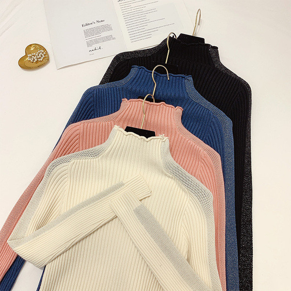 Pulover de dama cu guler inalt si particule stralucitoare