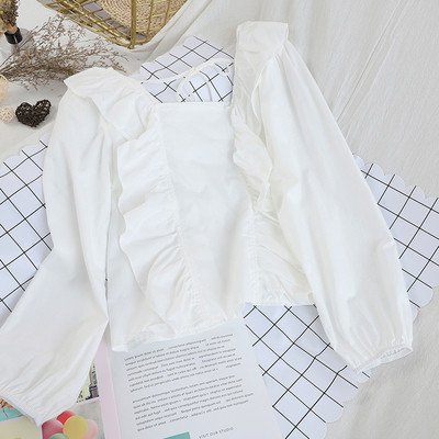 Bluză de damă în cinci culori, cu decolteu pătrat și cravate