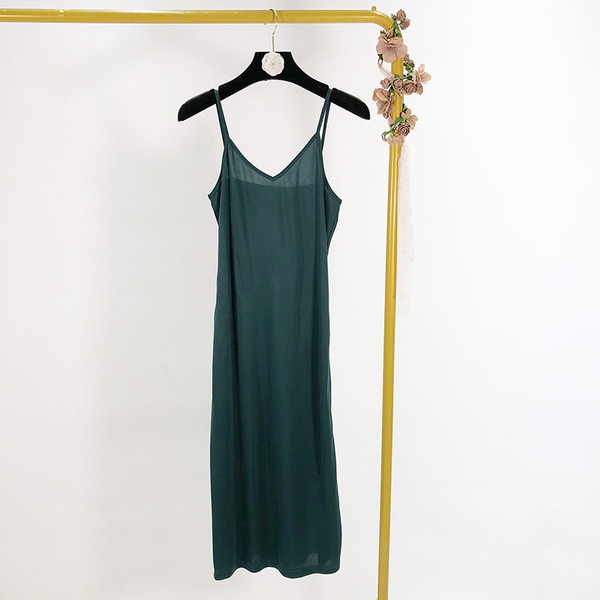 Rochie de dama moderna, lunga, din doua piese, cu decolteu in V, de culoare verde