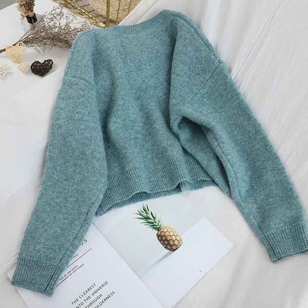 Pulover casual de dama cu margele si decolteu oval in cinci culori