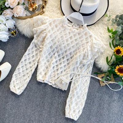 Cămașă de damă din dantelă cu bucle și guler jos în patru culori