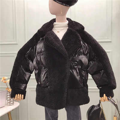 Geaca de iarna moderna de dama cu guler moale in alb, gri, roz si negru