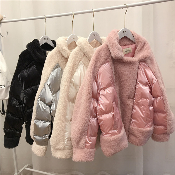 Geaca de iarna moderna de dama cu guler moale in alb, gri, roz si negru