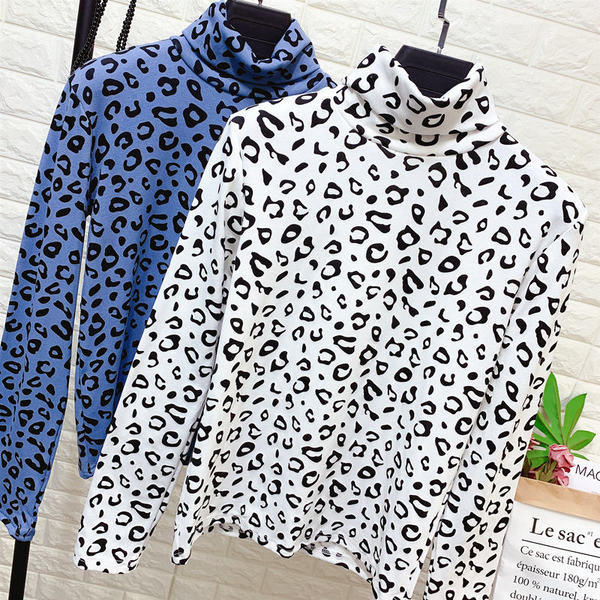 Bluză de damă modernă în patru culori cu model leopard și guler polo