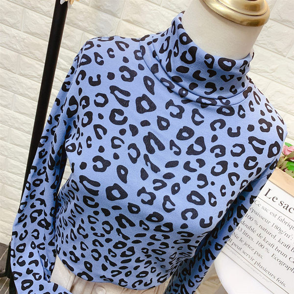 Bluză de damă modernă în patru culori cu model leopard și guler polo